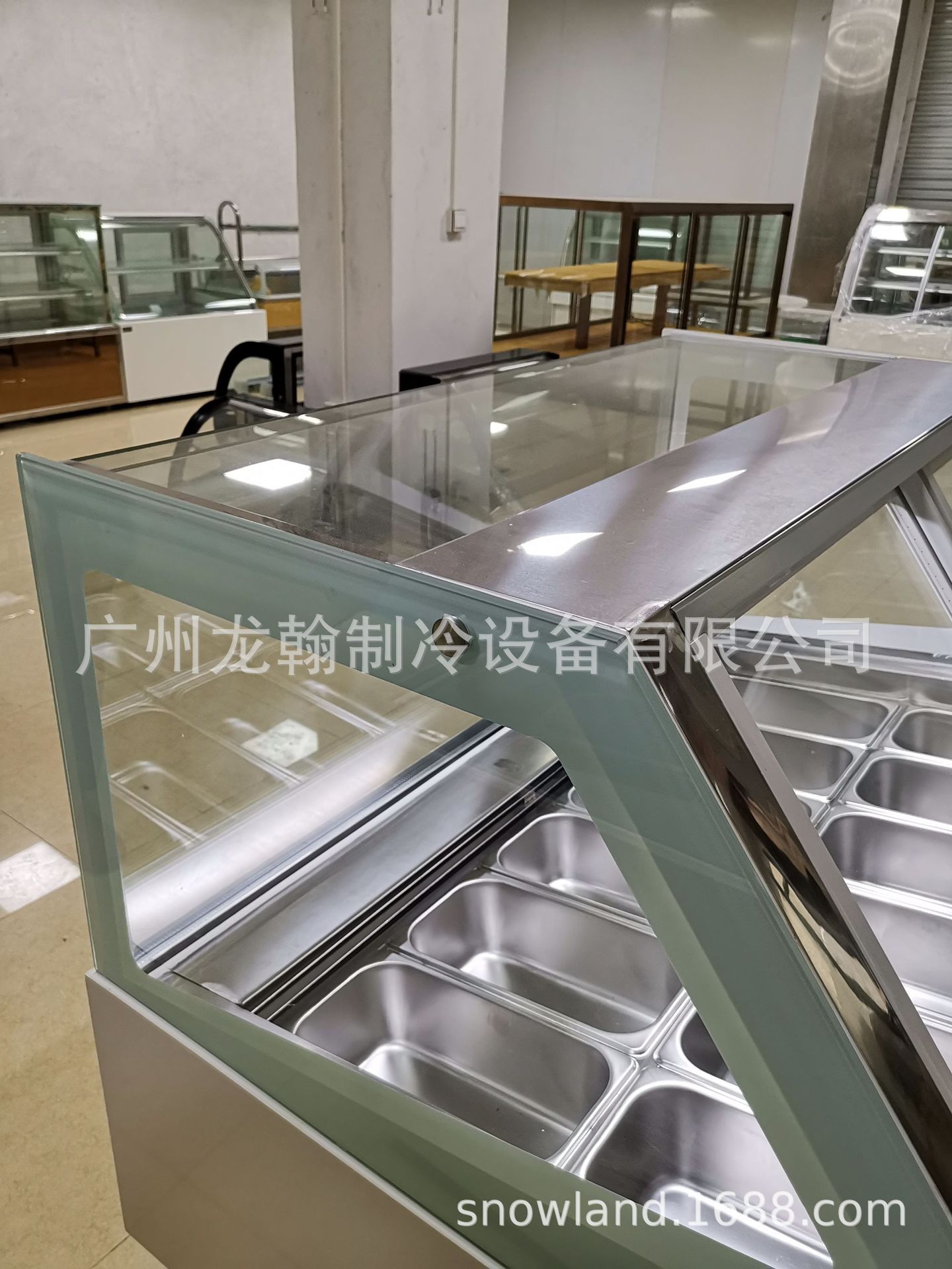 白色塑胶冰激凌柜