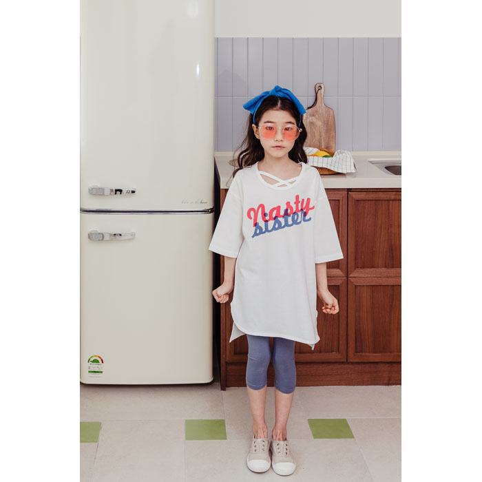 1551855517_5145676999