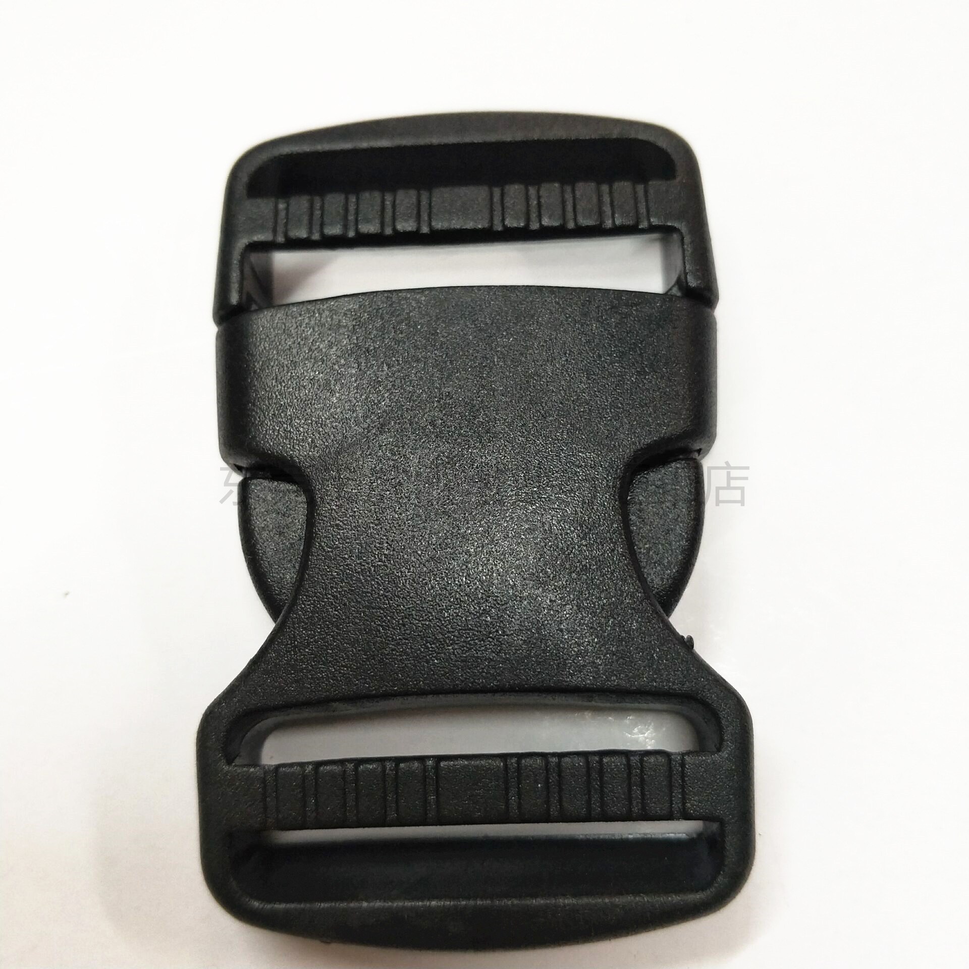 AA0AC744E580BA1C6A3D82FC60D780