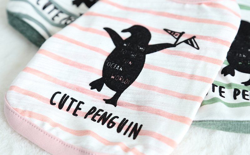 企鹅植绒印花背心