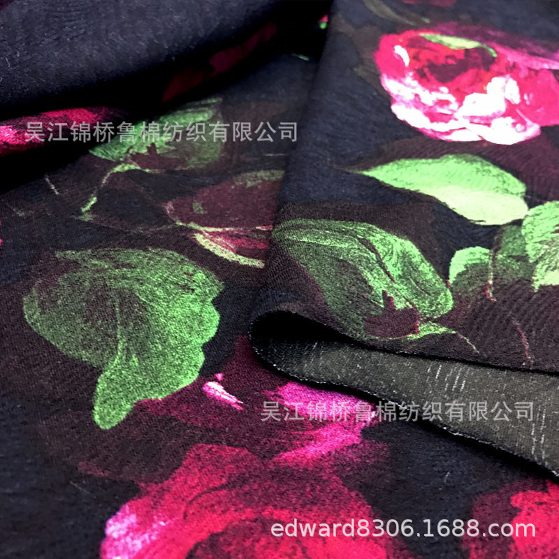 白底贡缎提花桌布色丁5.jpg
