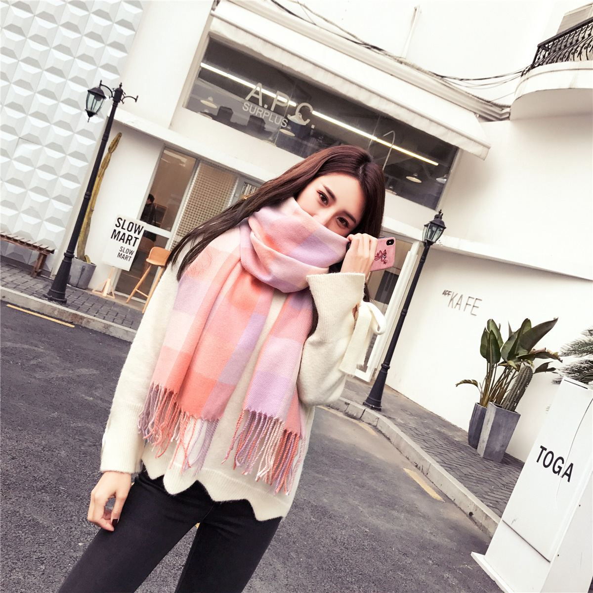 9476332967_615016045