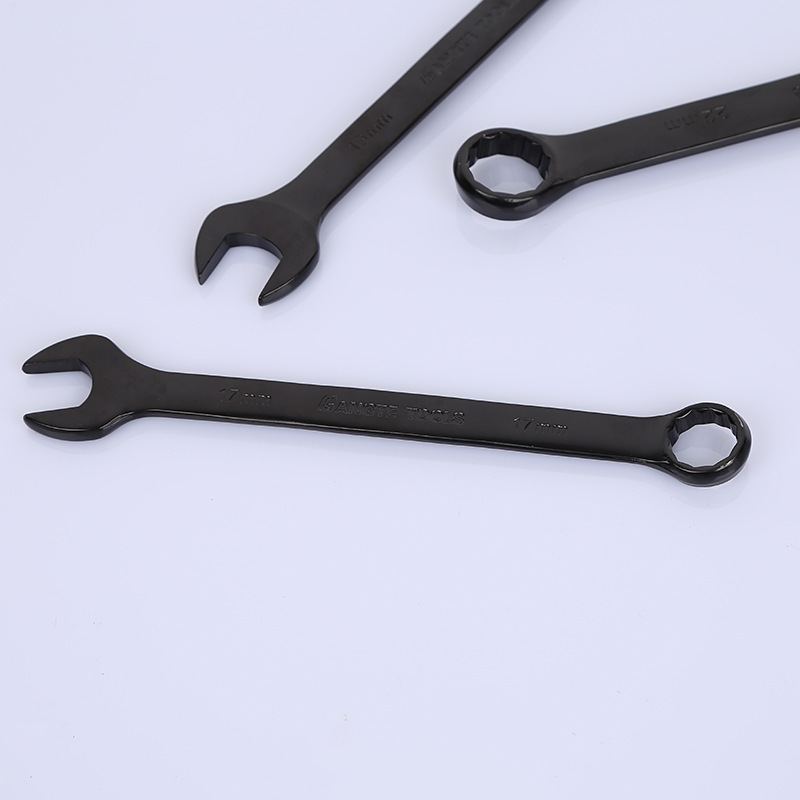 4137170818_1300656295