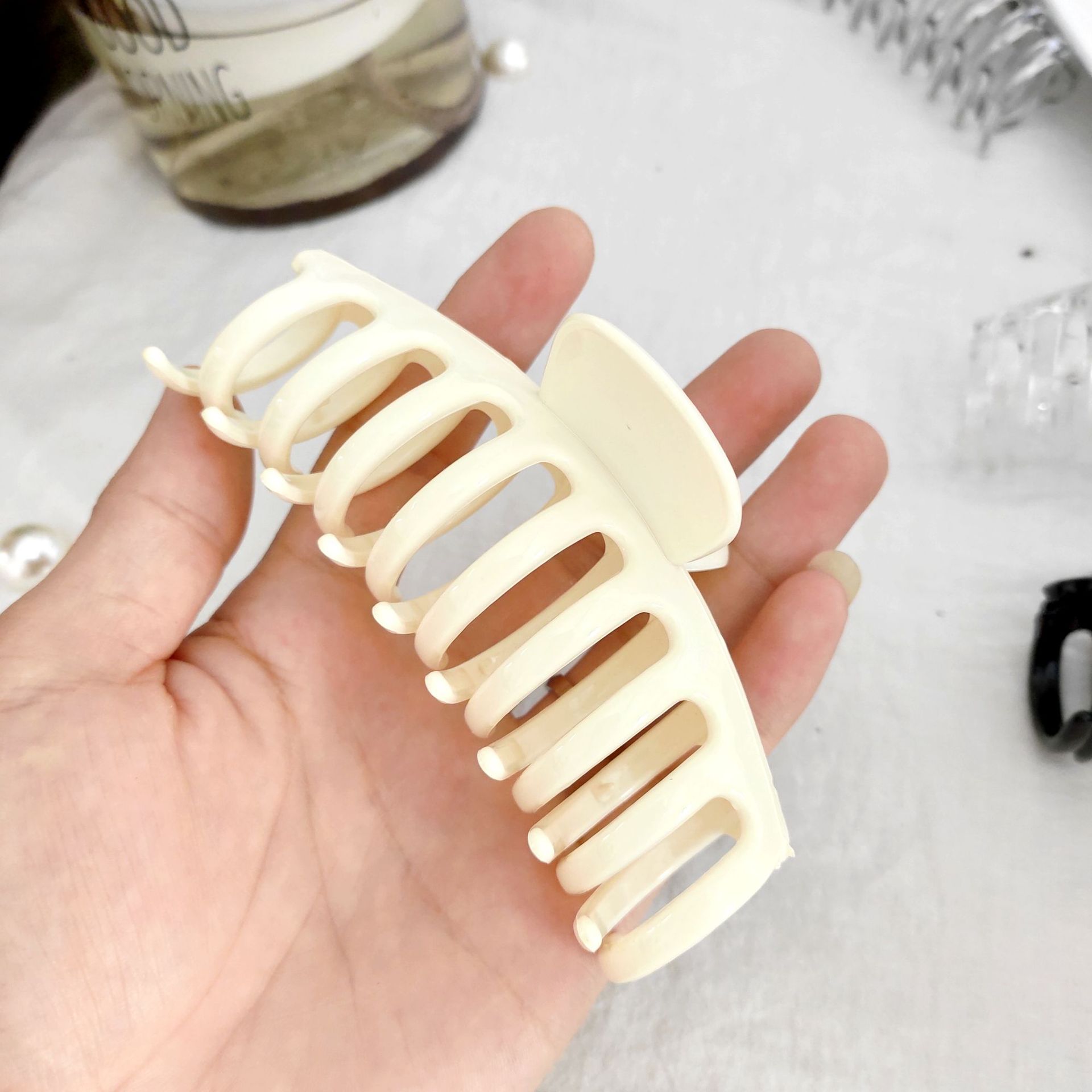 ee8a8cad963a1d63cbdb3b5e0cc3b9