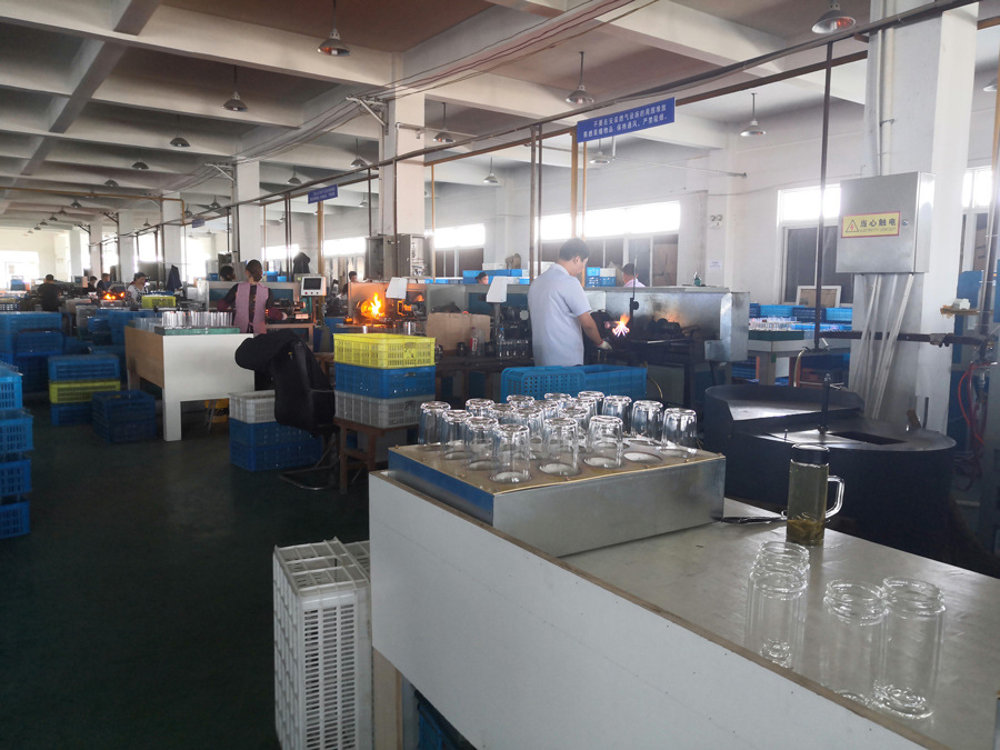 玻璃杯厂实拍图