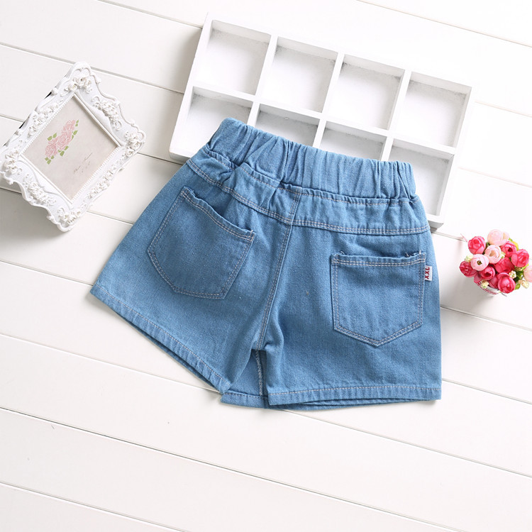 纽扣裙短裤后面