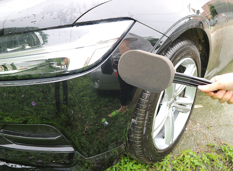 8814817403_1943289887