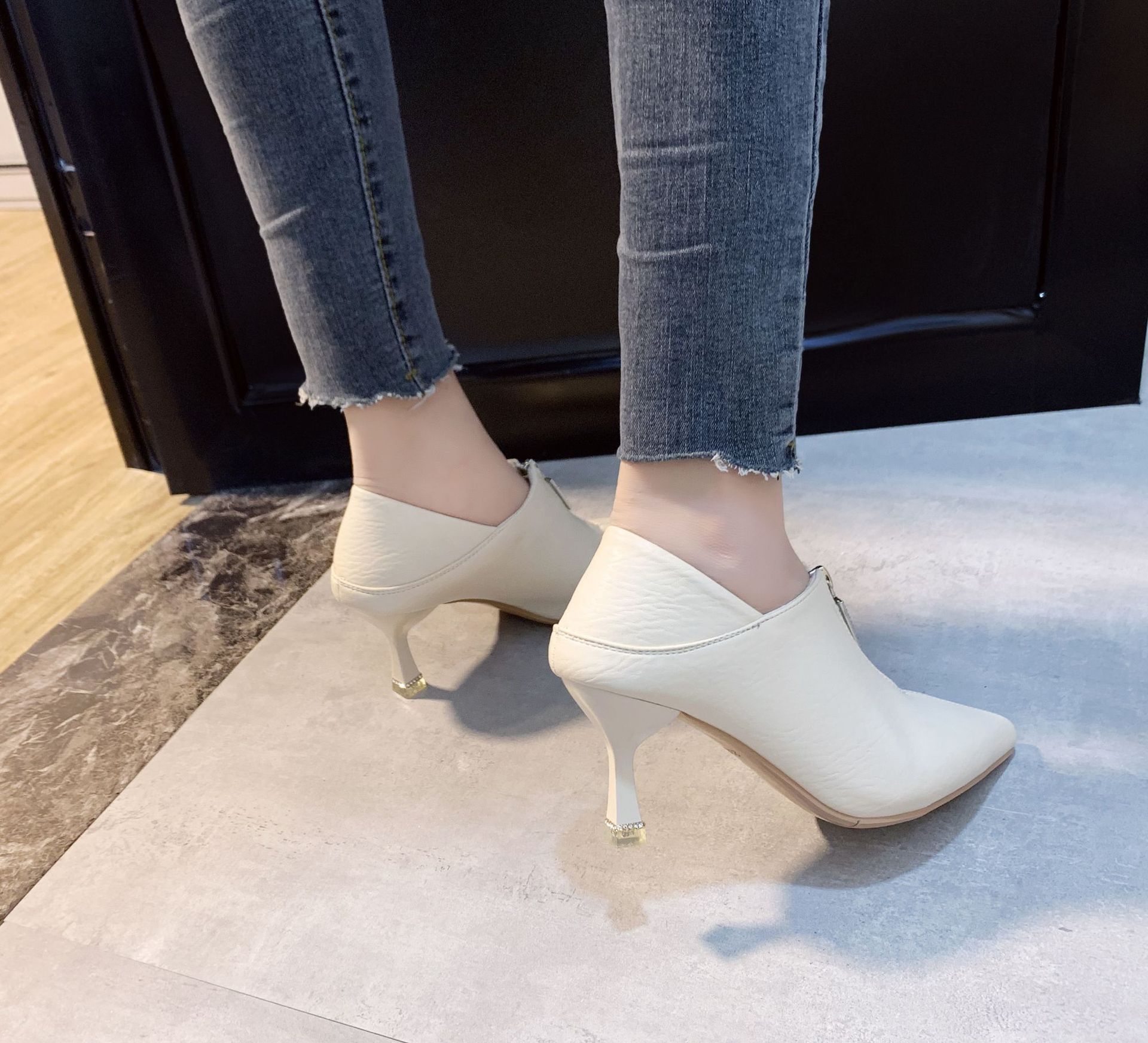 高跟鞋今天细跟两穿单鞋