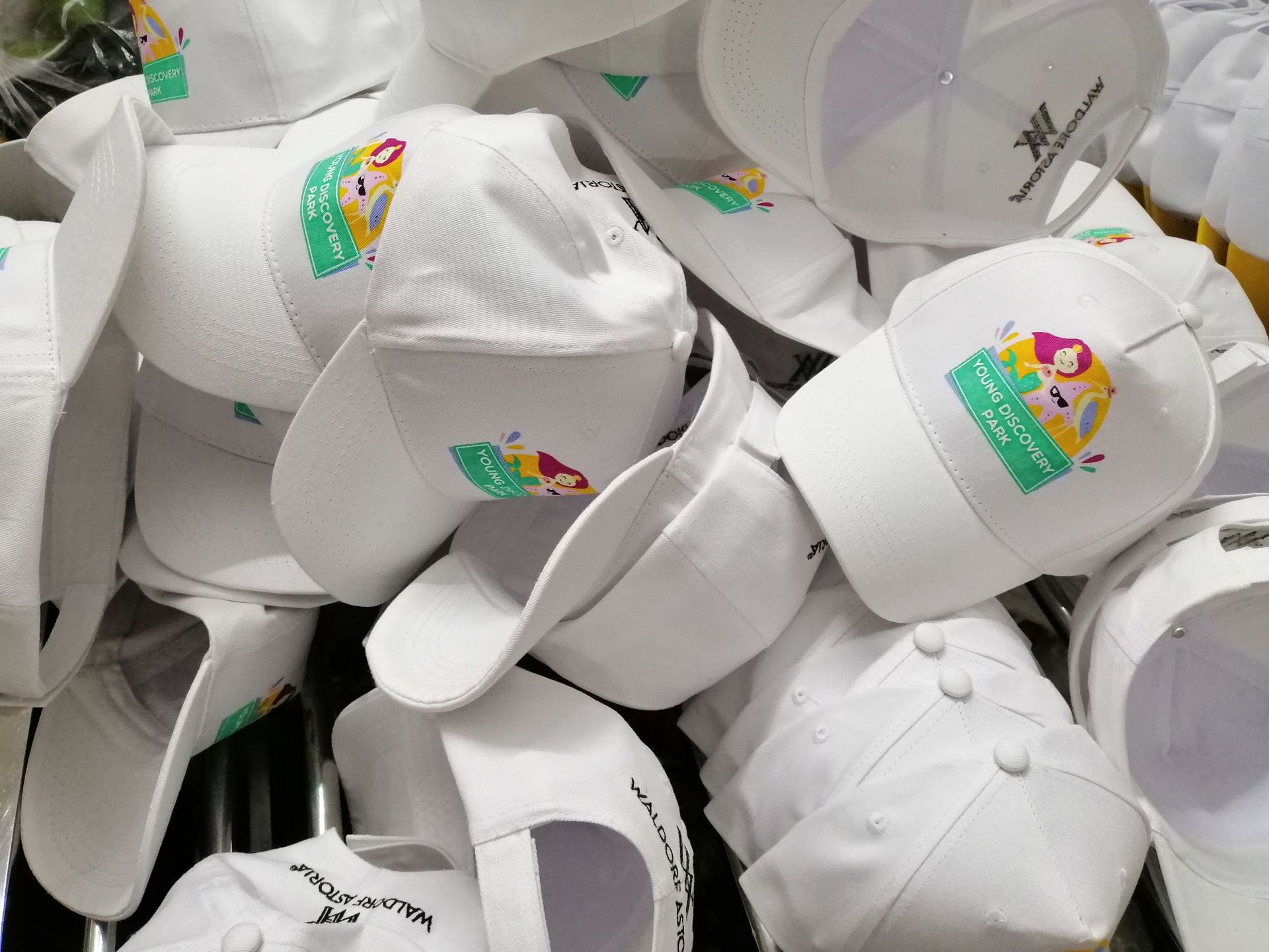 155f8440cefd8519e42f8f8c7454e1