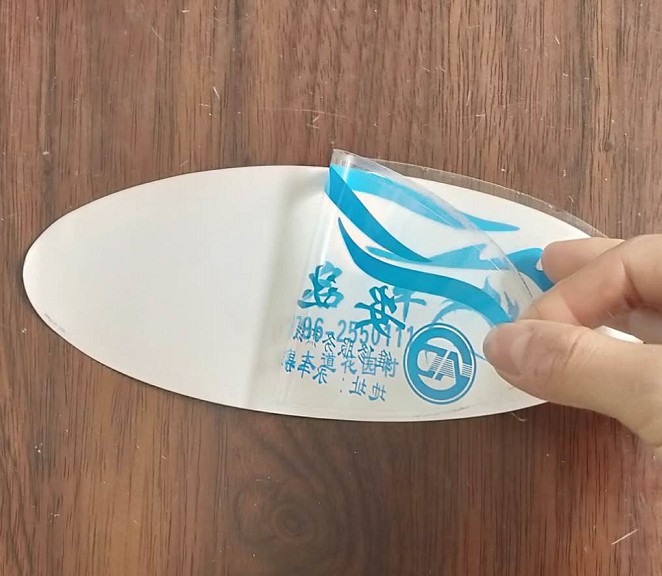 透明PVC带胶车贴