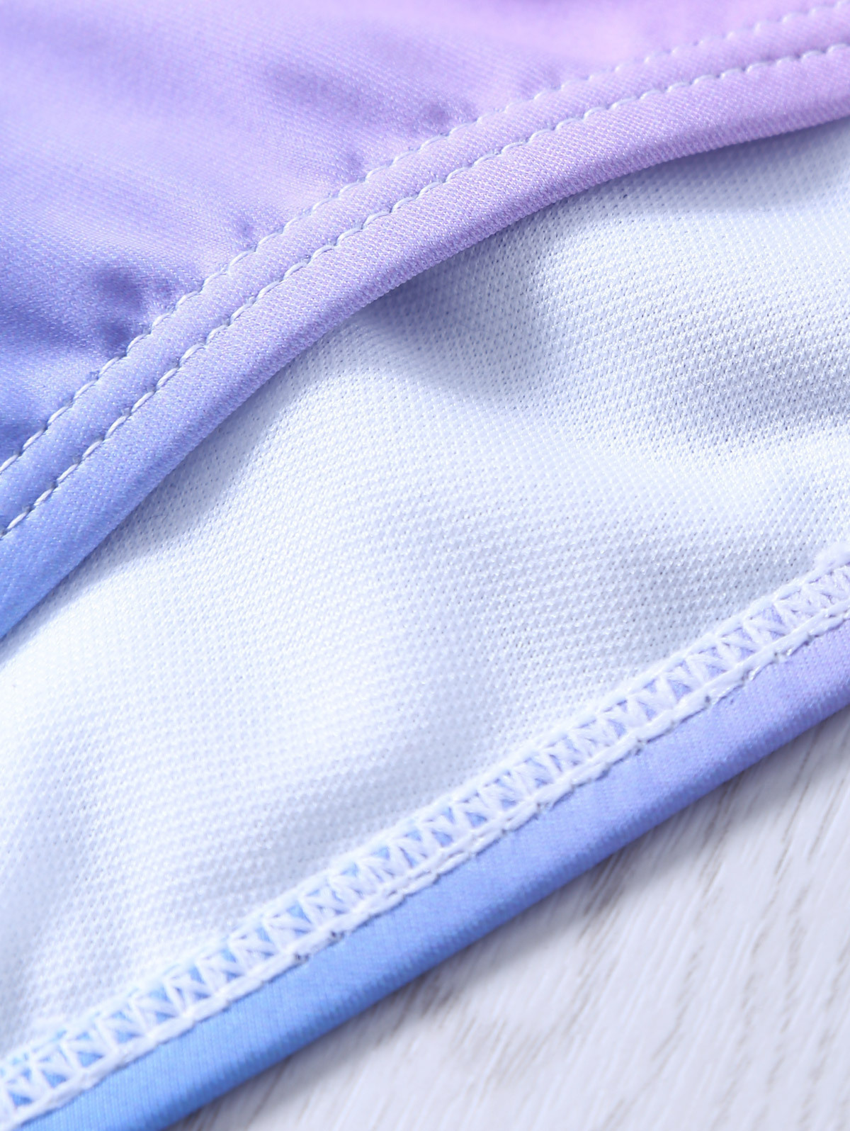 3769706228_216140351