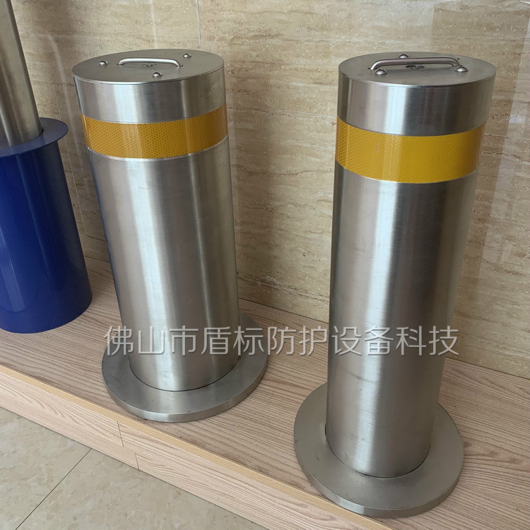 可移动固定路桩