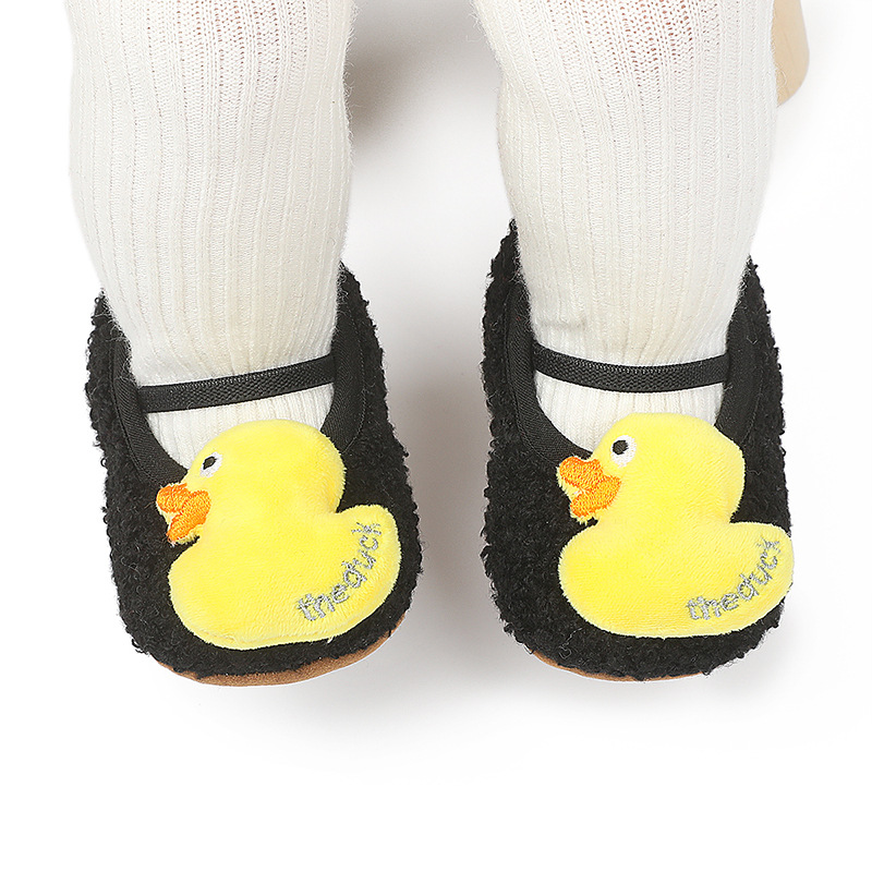 H-6613-1小黄鸭黑色 模特 (2).jpg