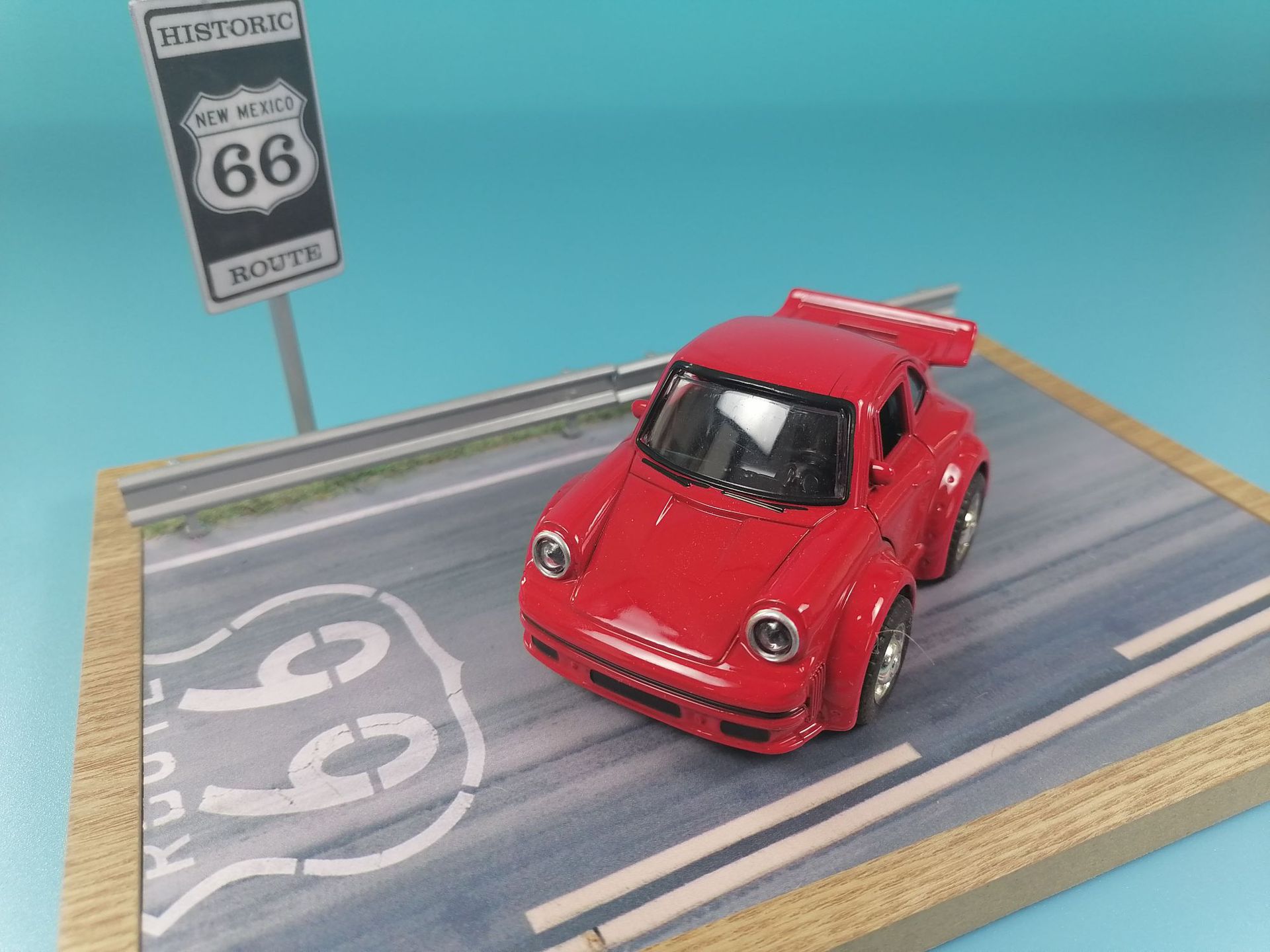 e8c10a2ec72bd3bf3d3faee529057f