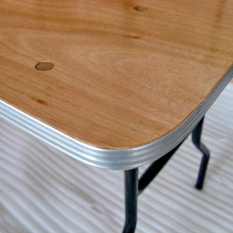 T-shaped aluminium edge0