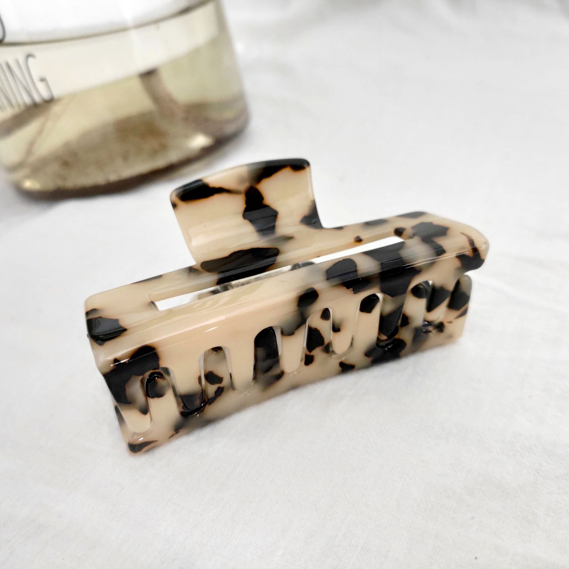 9721694898ed4b66d30e3609a7ae36