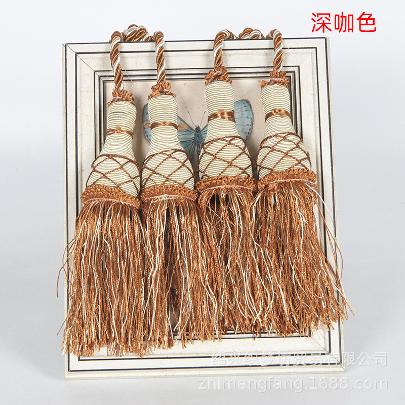 深咖色