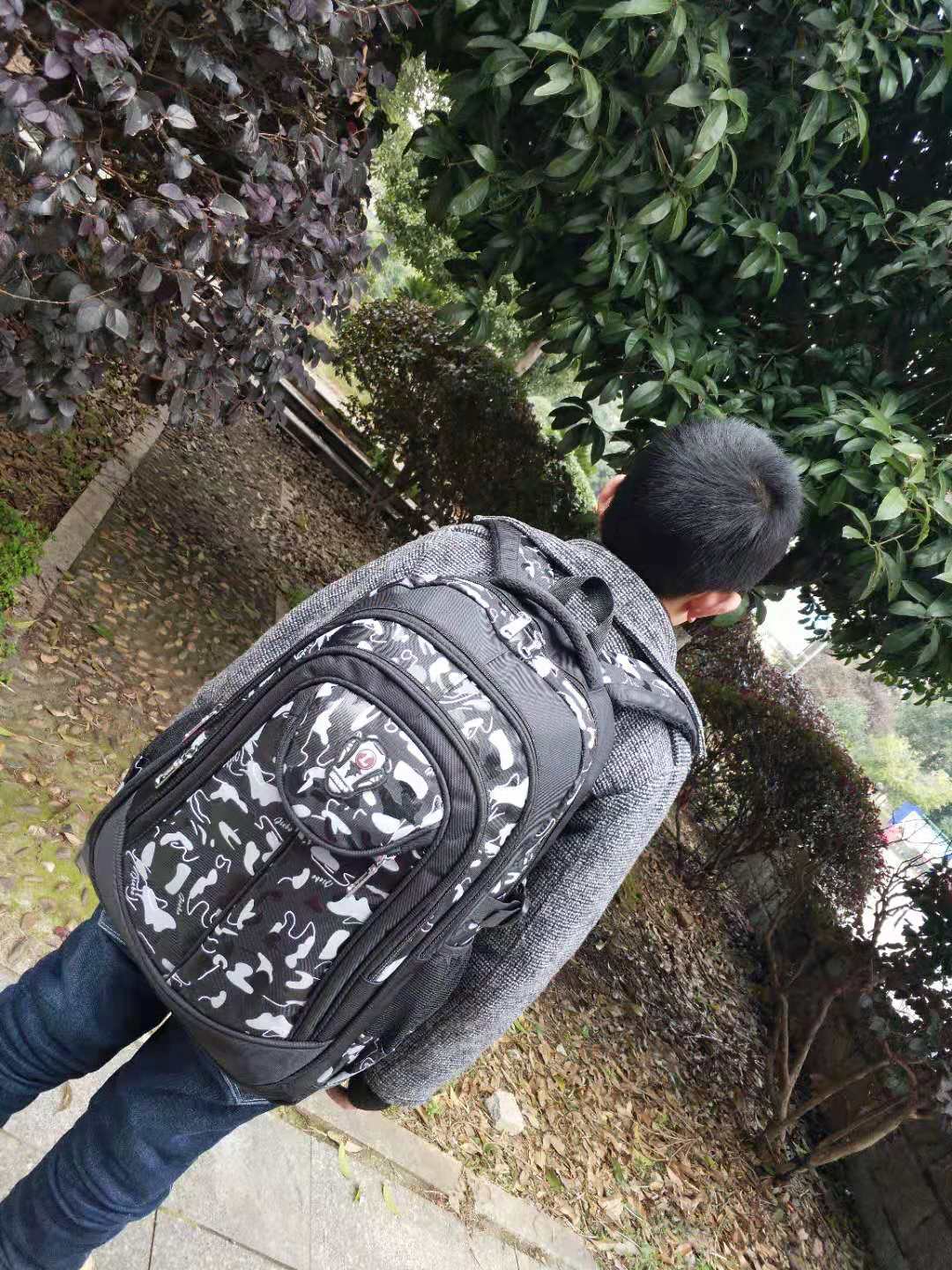 76b21eb21fa81d4c7ec04e612f2991