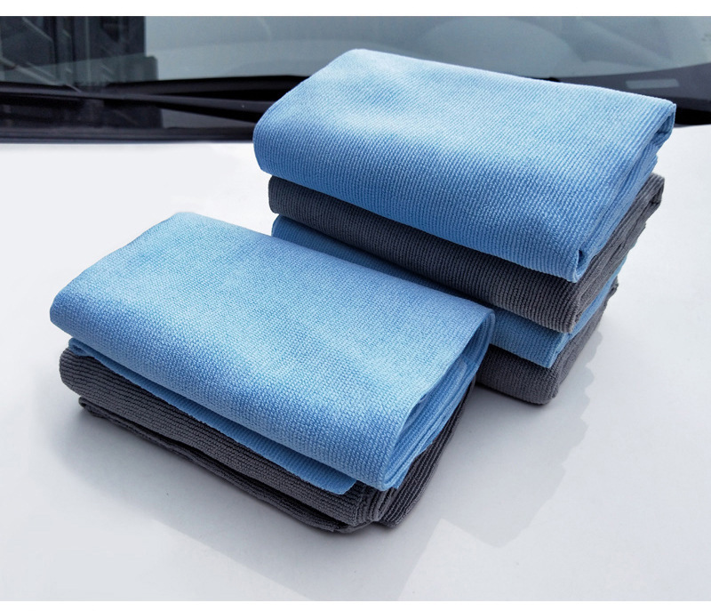 8911957773_1193651139