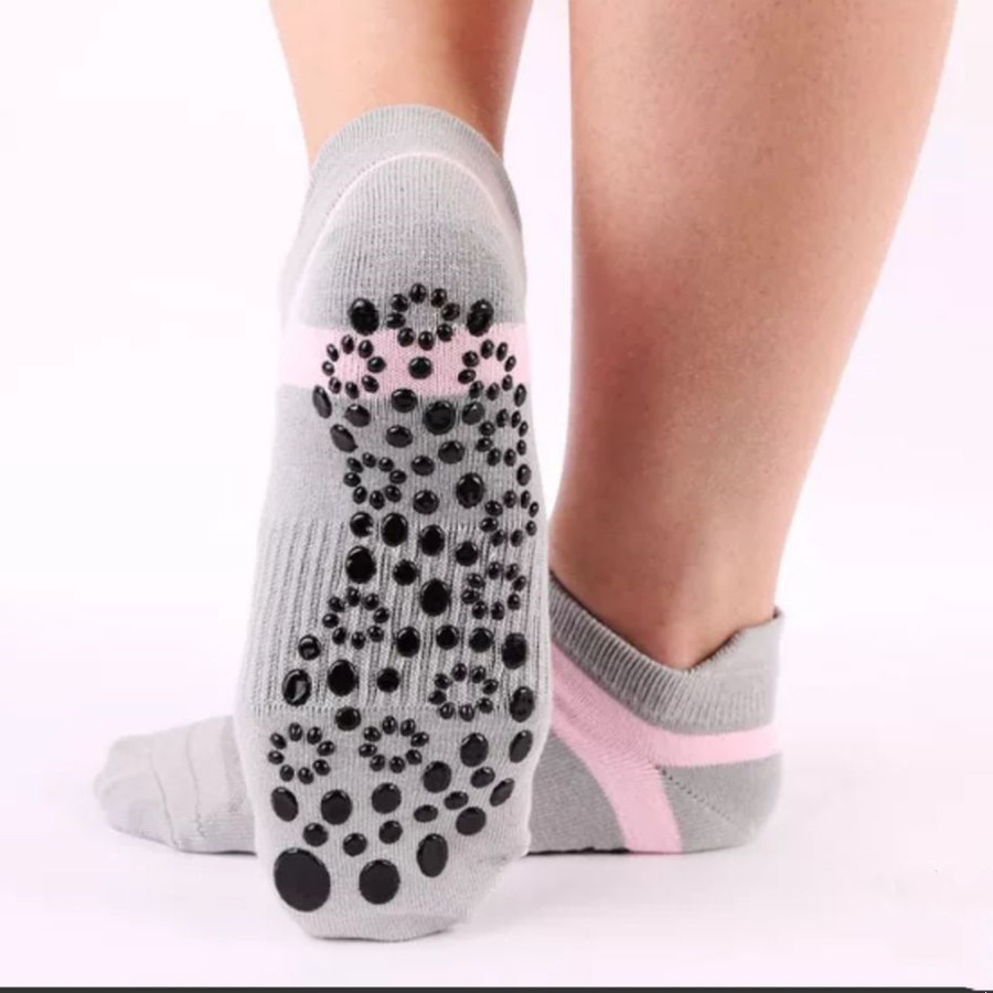 66E2DE6A3B3A8A37906D411AB261E2