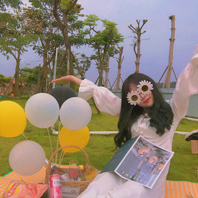 happy birthday眼镜