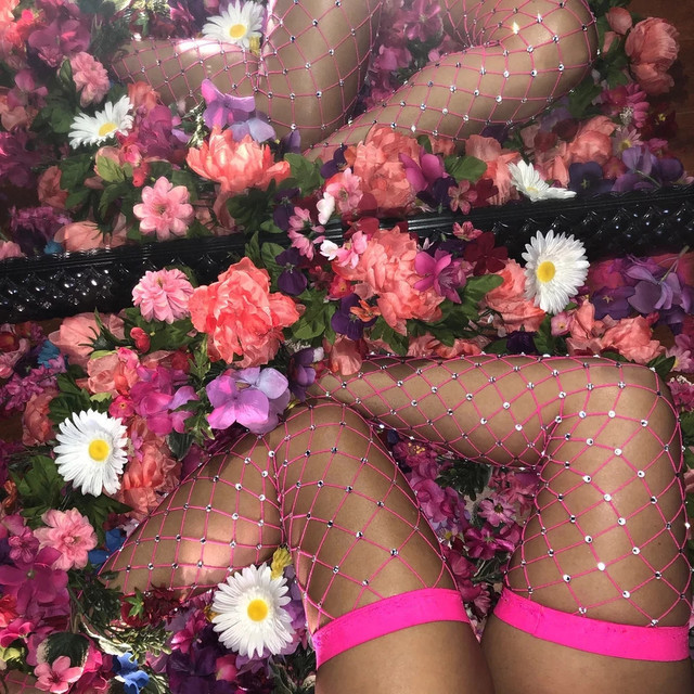 9353904692_692070562.640x640