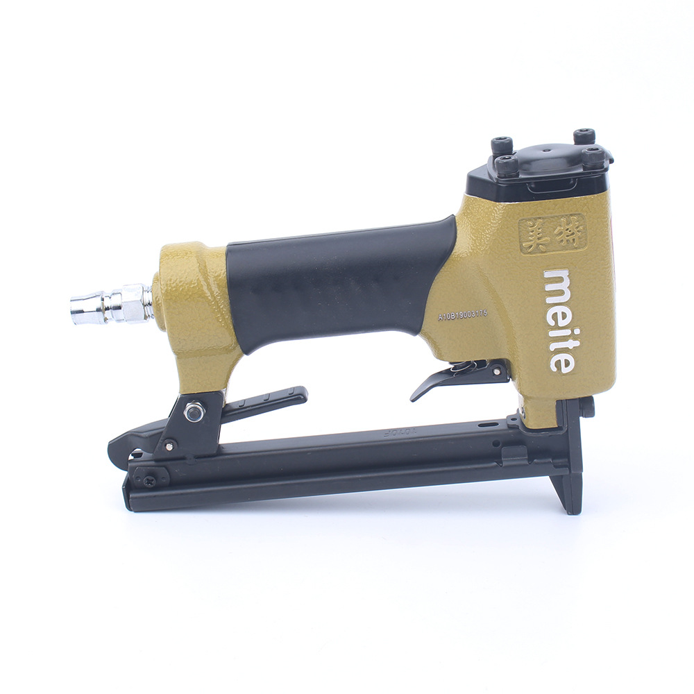 1010f Nail stapler 3