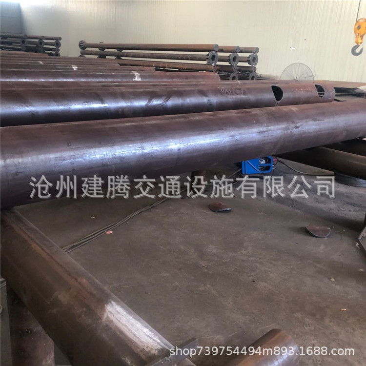 道路交通标志立杆,厂家监控红绿灯显示屏标杆,交通信号灯八角灯杆