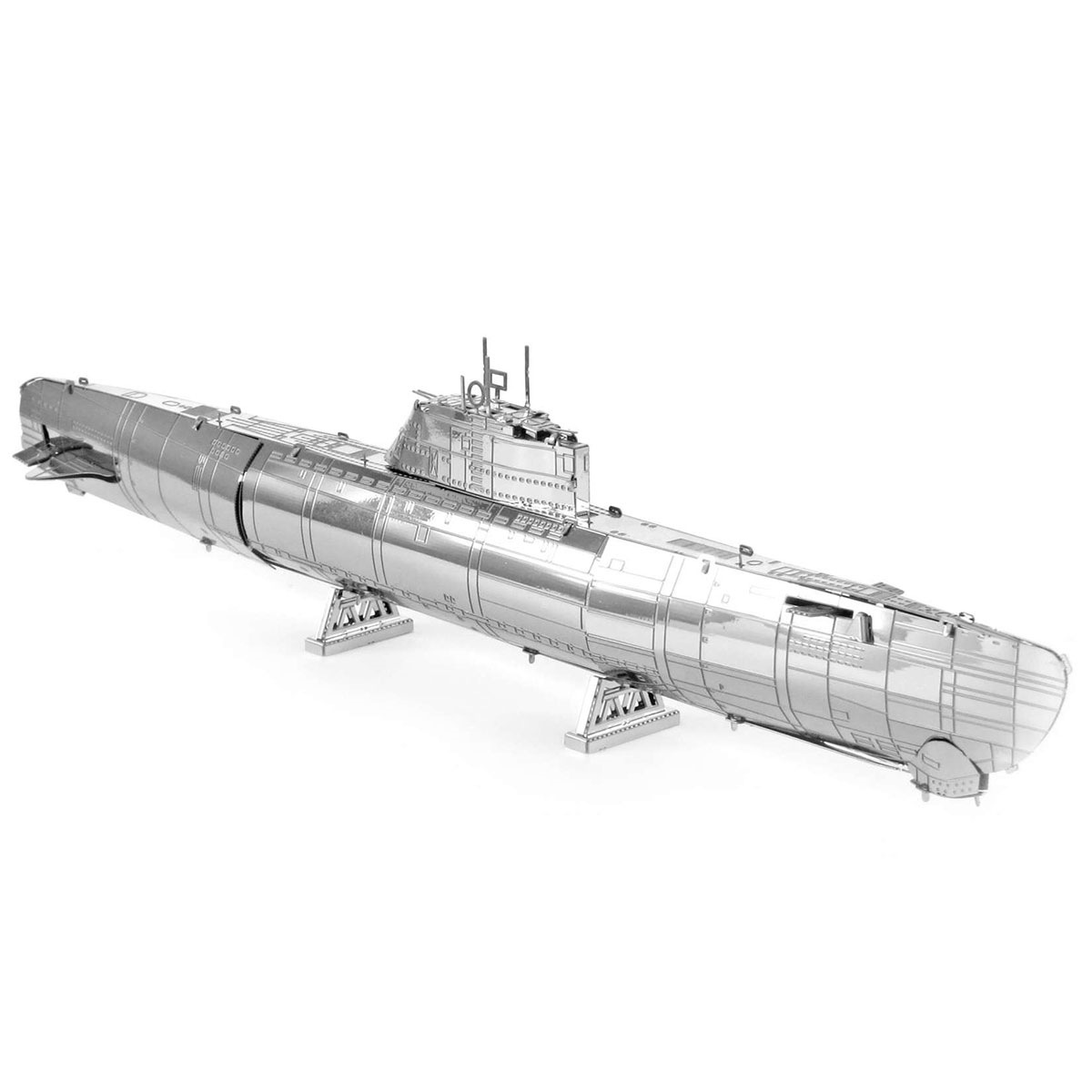 0008042_german-u-boat-type-xxi