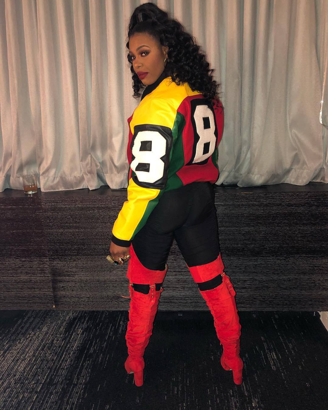 55957913_2264881213763804_1861