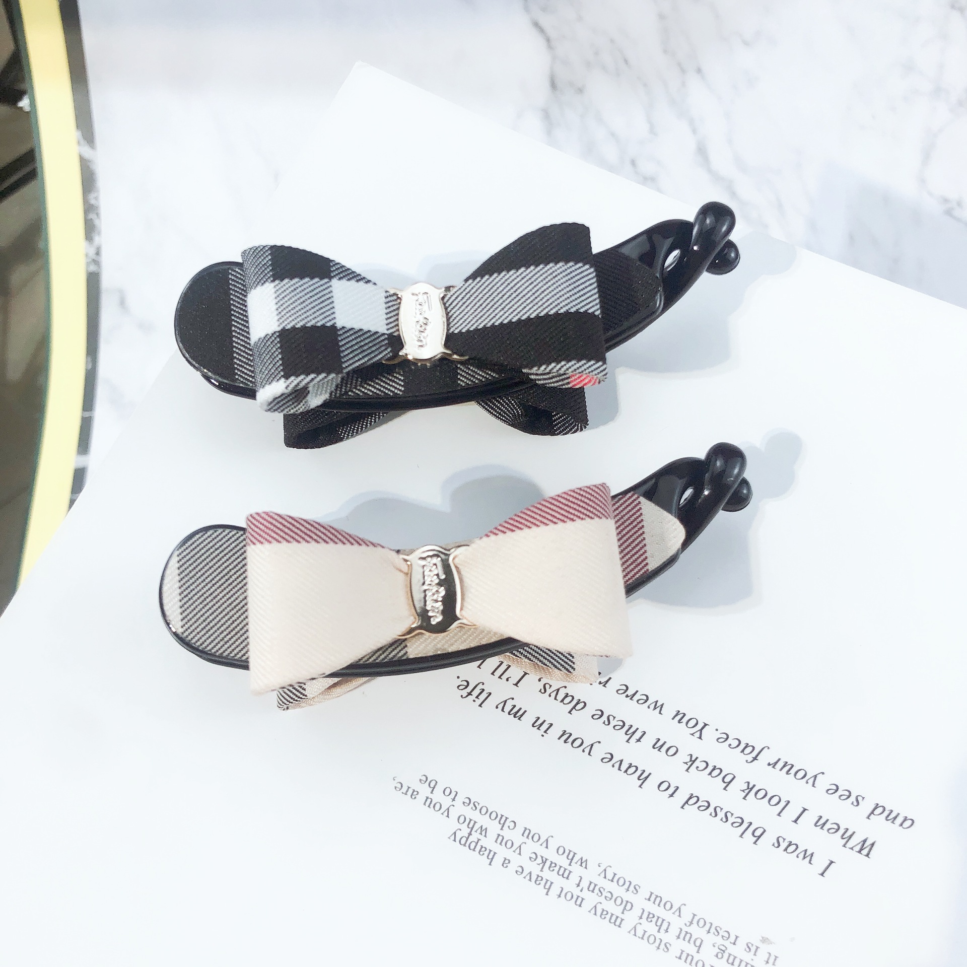 52107715-AFCC-4ECE-93F1-64D79B