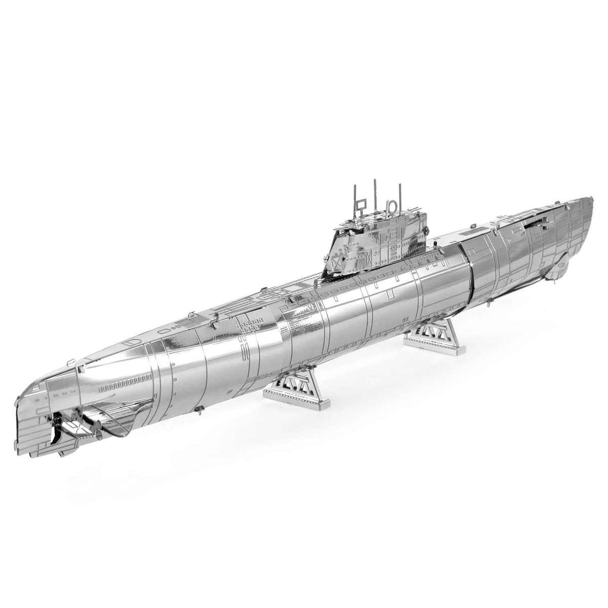 0008040_german-u-boat-type-xxi