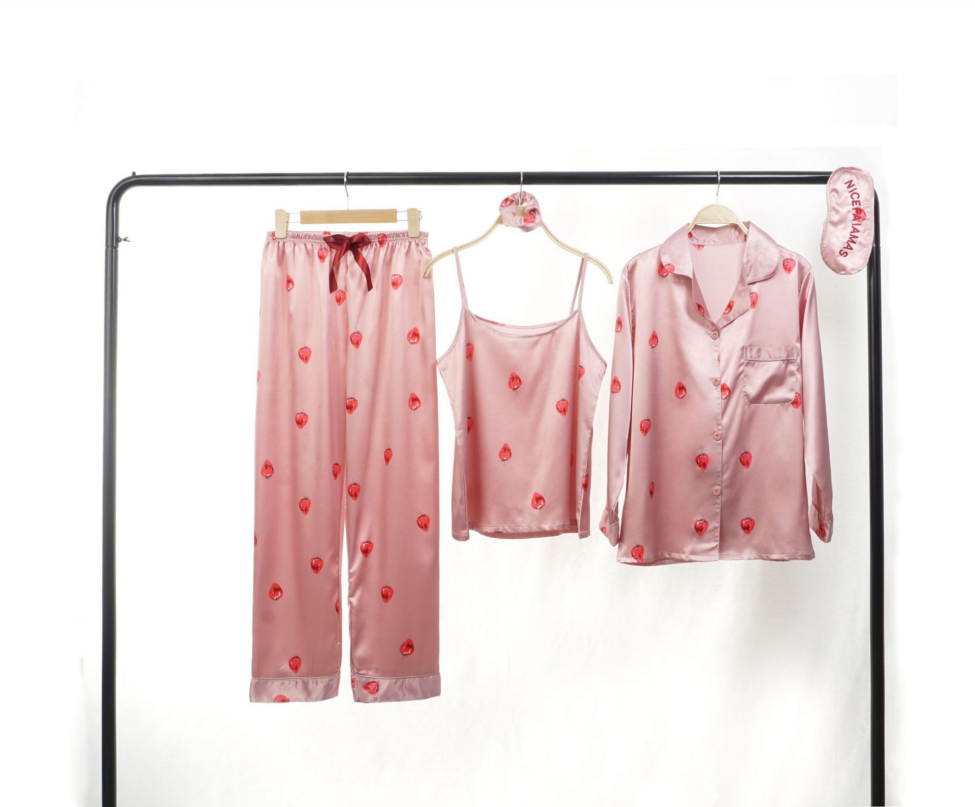 智贝详情图_16批发微商爆款草莓七件套仿真丝睡衣女春秋夏韩版