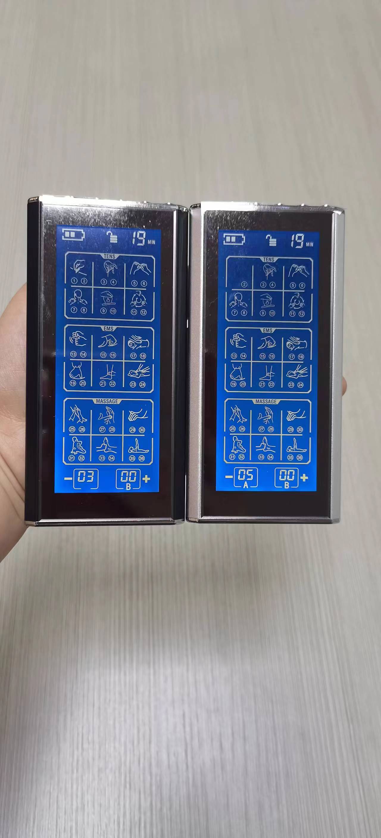 黑色和银色