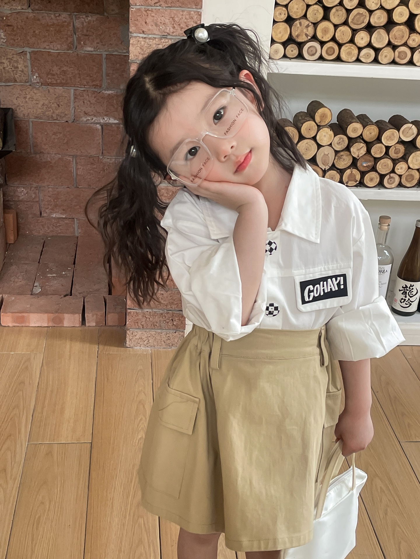 F9D33F02-B05D-45AA-837D-1772D5