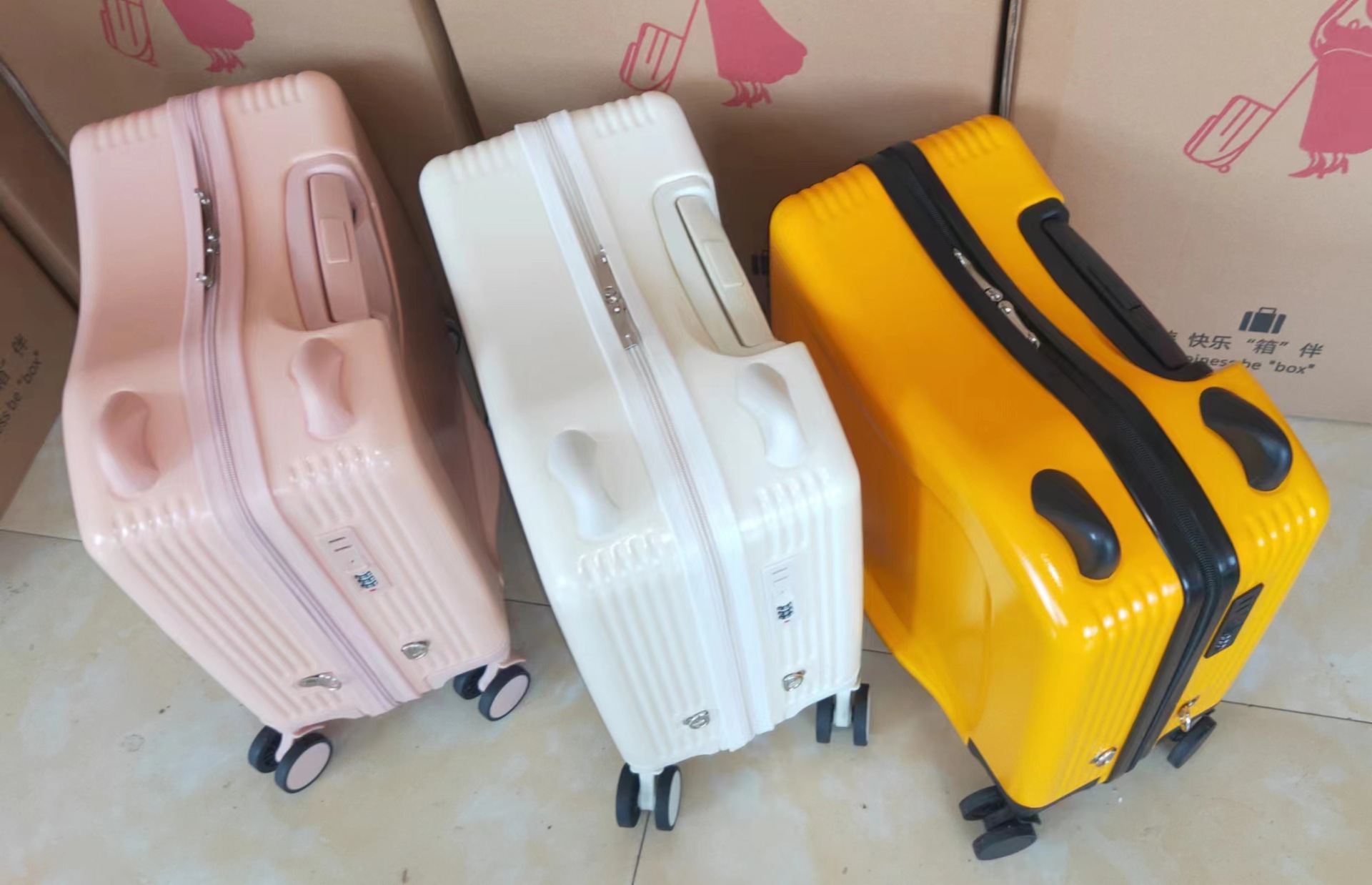 131B踩脚+牵引绳 实物1