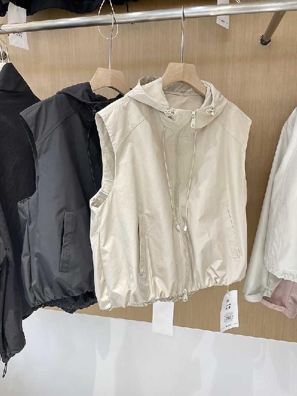 8c030d7d-7e9b-4952-b7c7-52244fcc8785.jpe