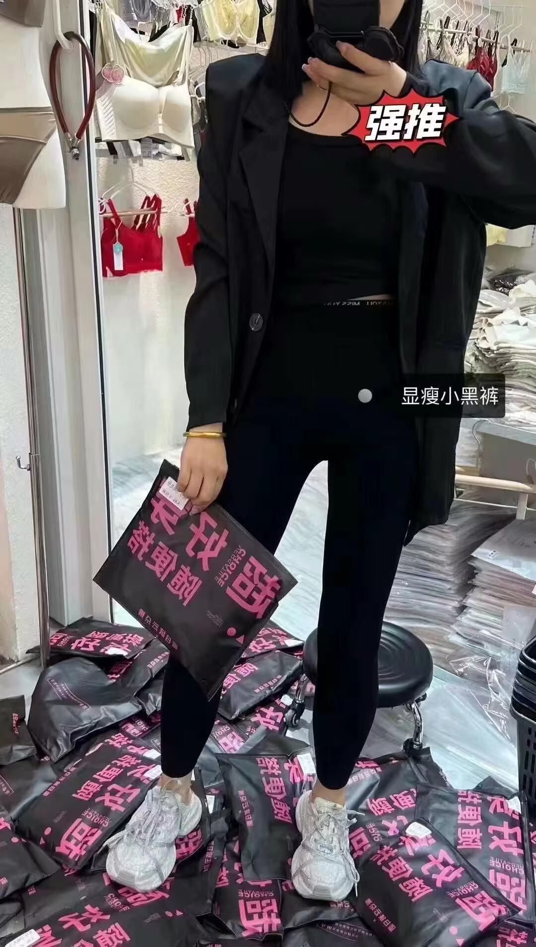 D8127096E505EBE1B50F8DD5695BC3