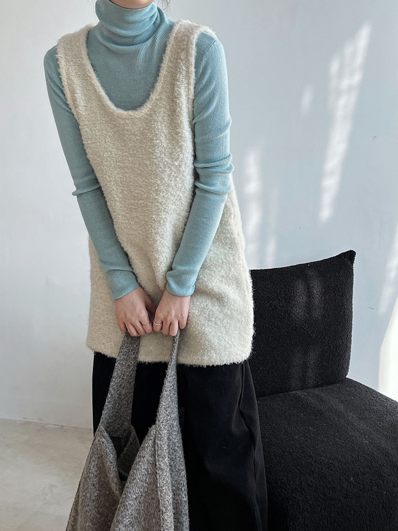 BB4DE30F-2896-4A44-9B5B-13FFCA