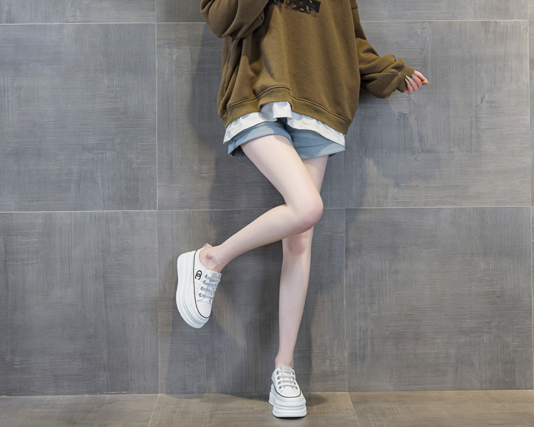YQYQ8086.jpg
