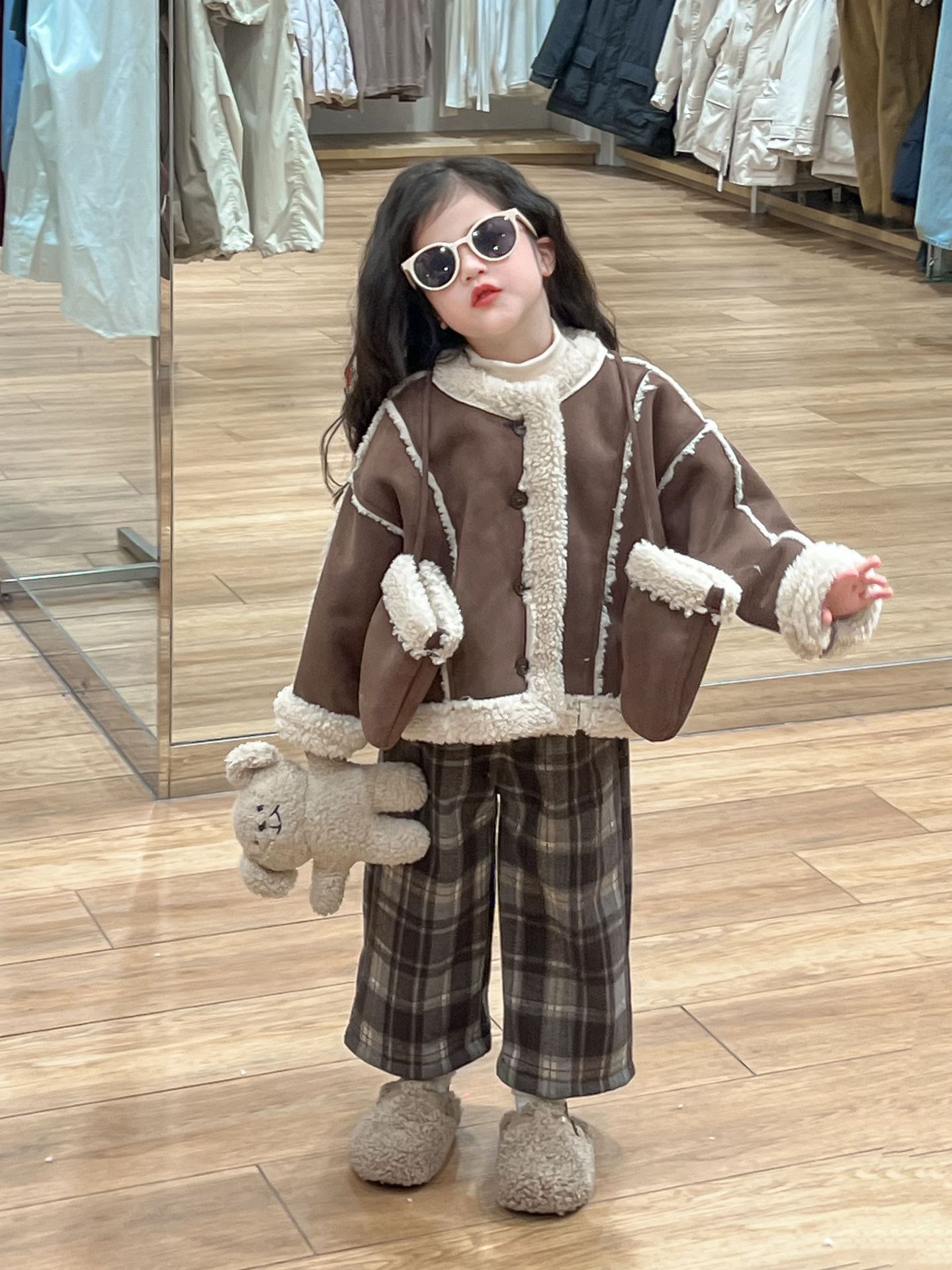 O1CN01MLKyxO28KD4TTqo36_!!1035