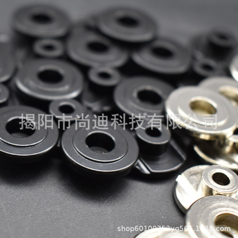 MI1100-Guitar String Tree Reta