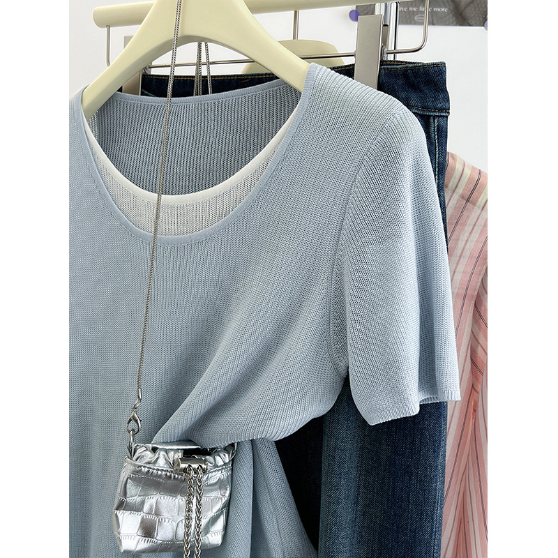 811867695315mf6c40148-4414-480