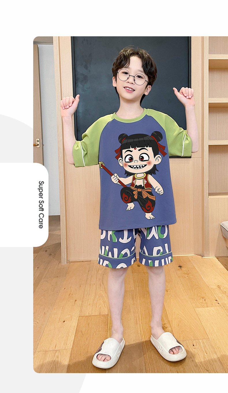 复制_2025新款儿童哪吒睡衣男童春夏季款短袖.jpg
