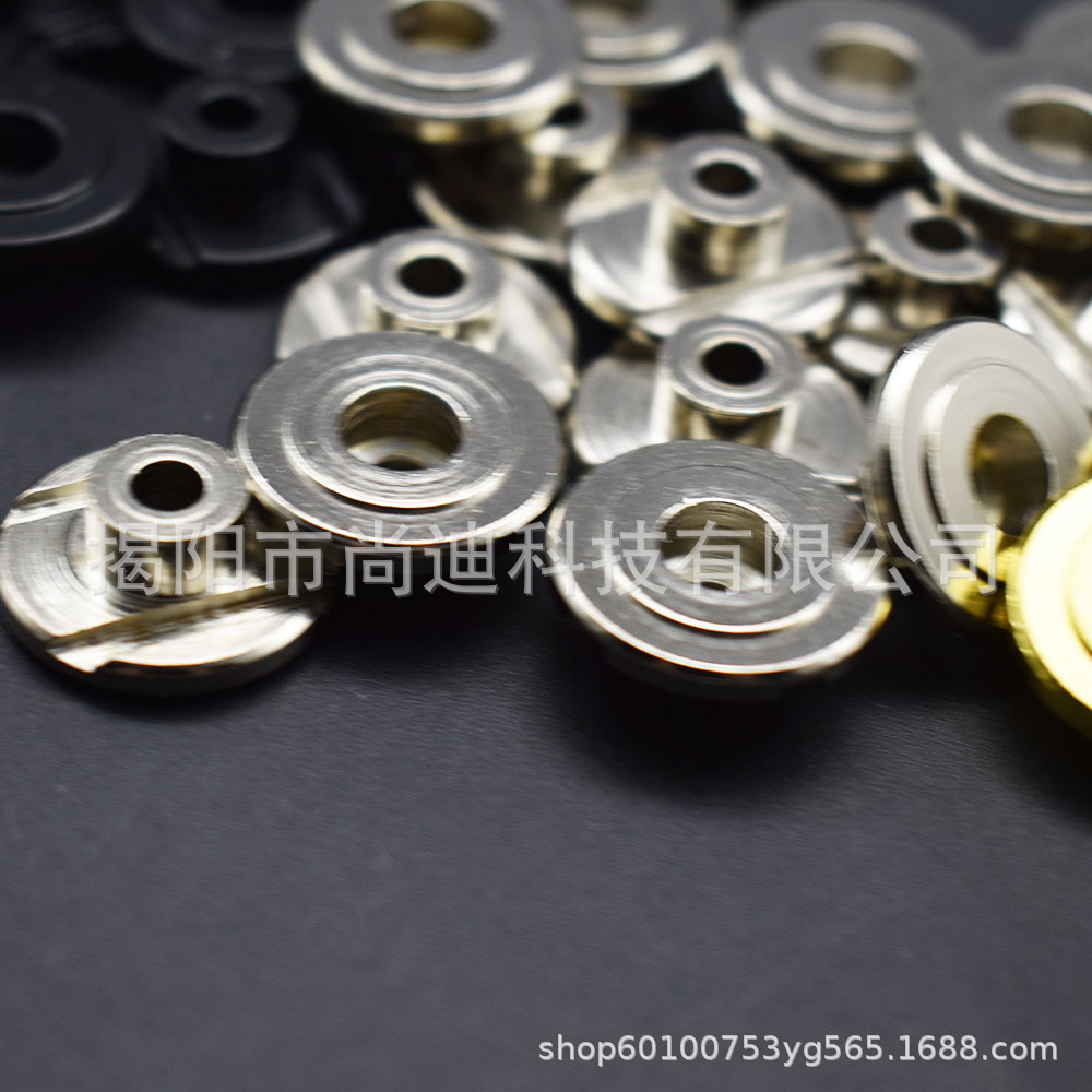 MI1100-Guitar String Tree Reta