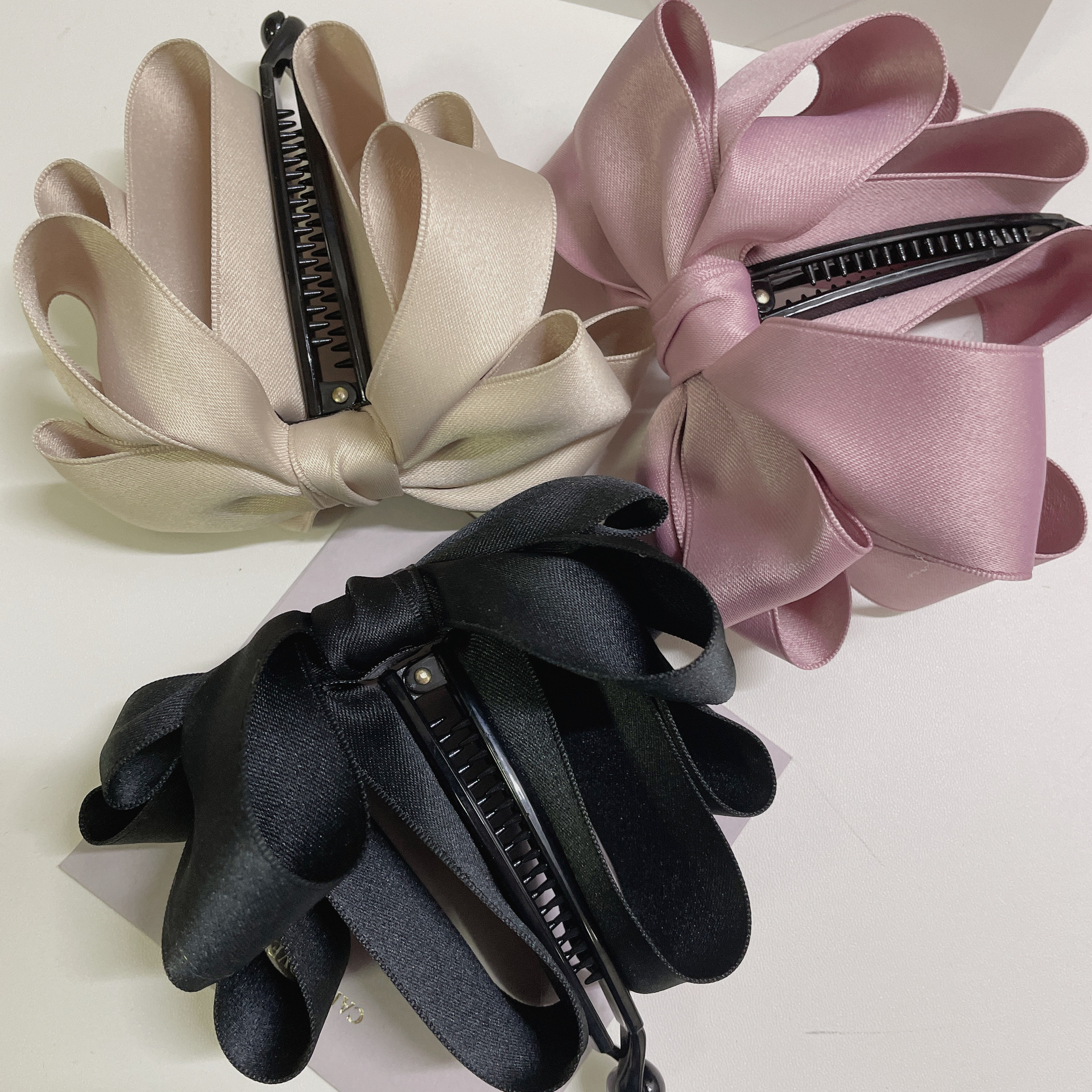 B8B80C00-D0D5-4C51-AEE5-44A83F