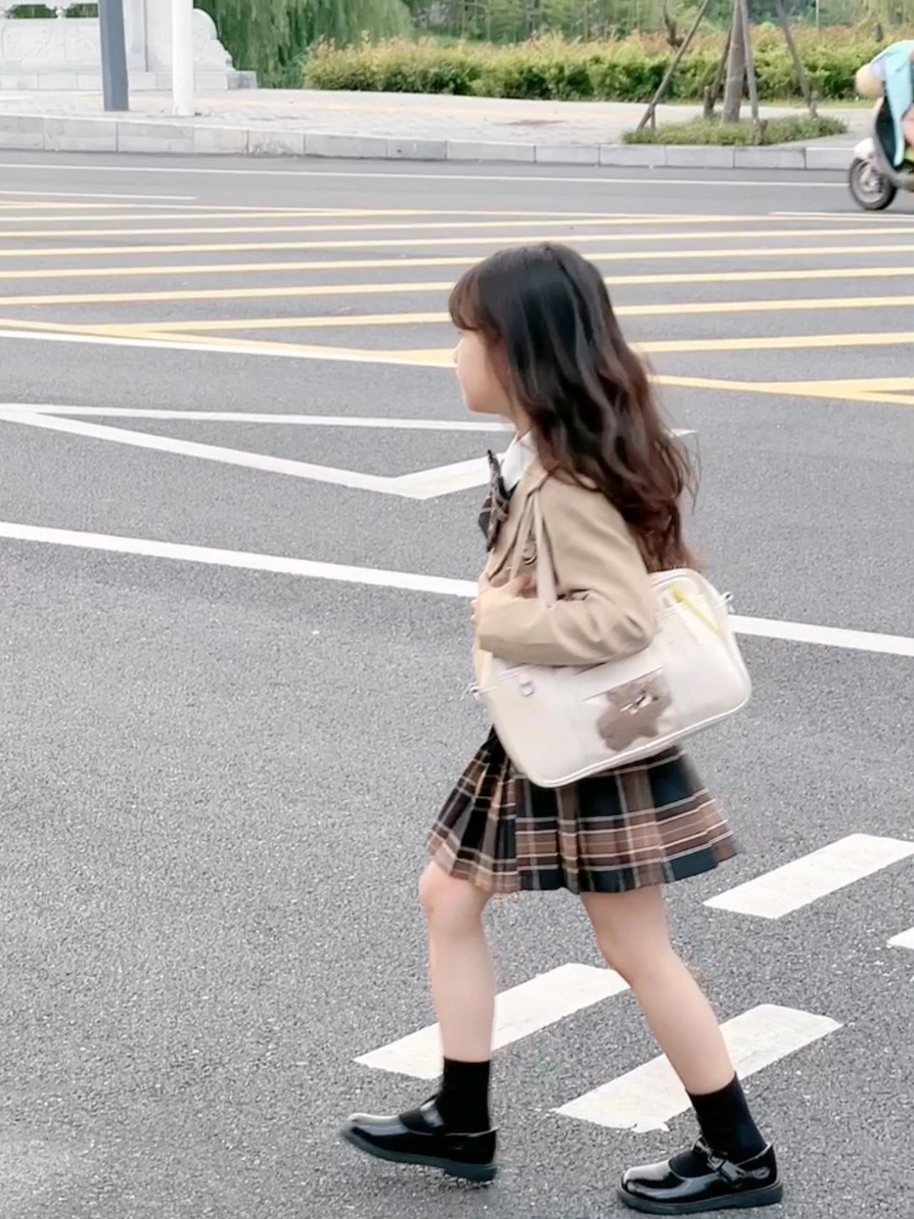 gm6Uj/OnzNRHr0wUH1HmydVE5n/DeQZAo3RI