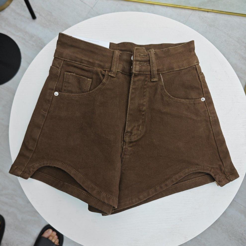 970c27e3-8b45-448a-8c25-3b2dadf5bc2d.jpe