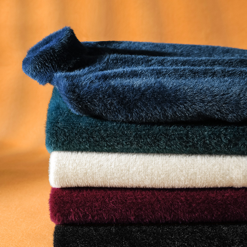 智贝主图_2高领加绒加厚男士毛衣爆款纯白色线衣针织打底衫保