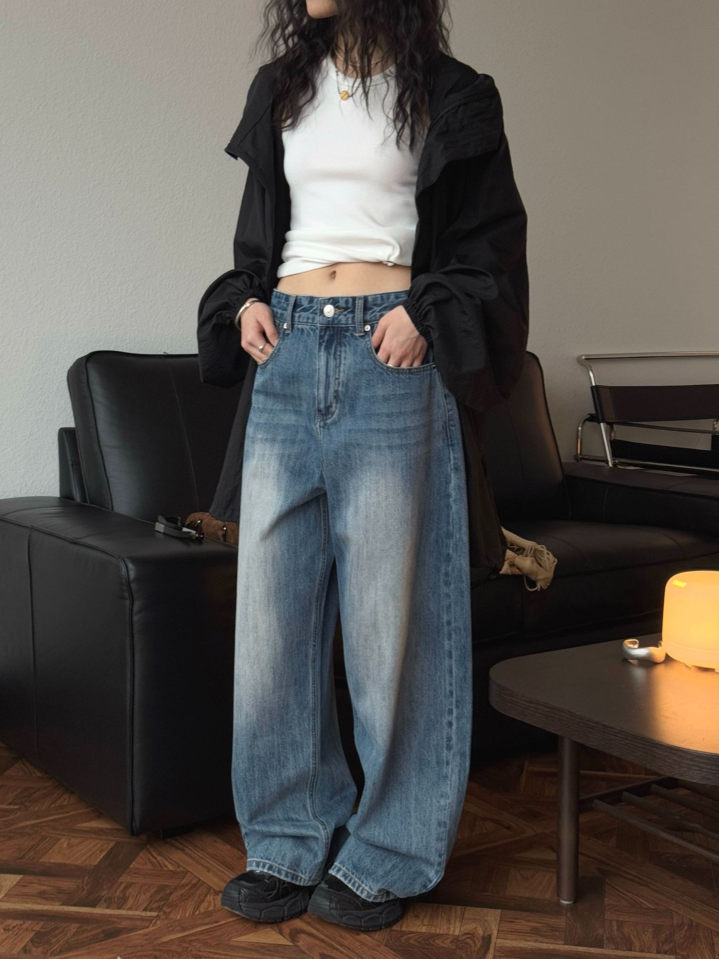 8DB6C08E-6850-41C2-B86E-DA20F8